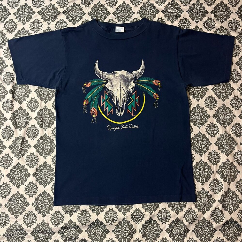 VTG 80s Spearfish South Dakota Bull Skull Tribal Dreamcatcher Design Navy Tee
